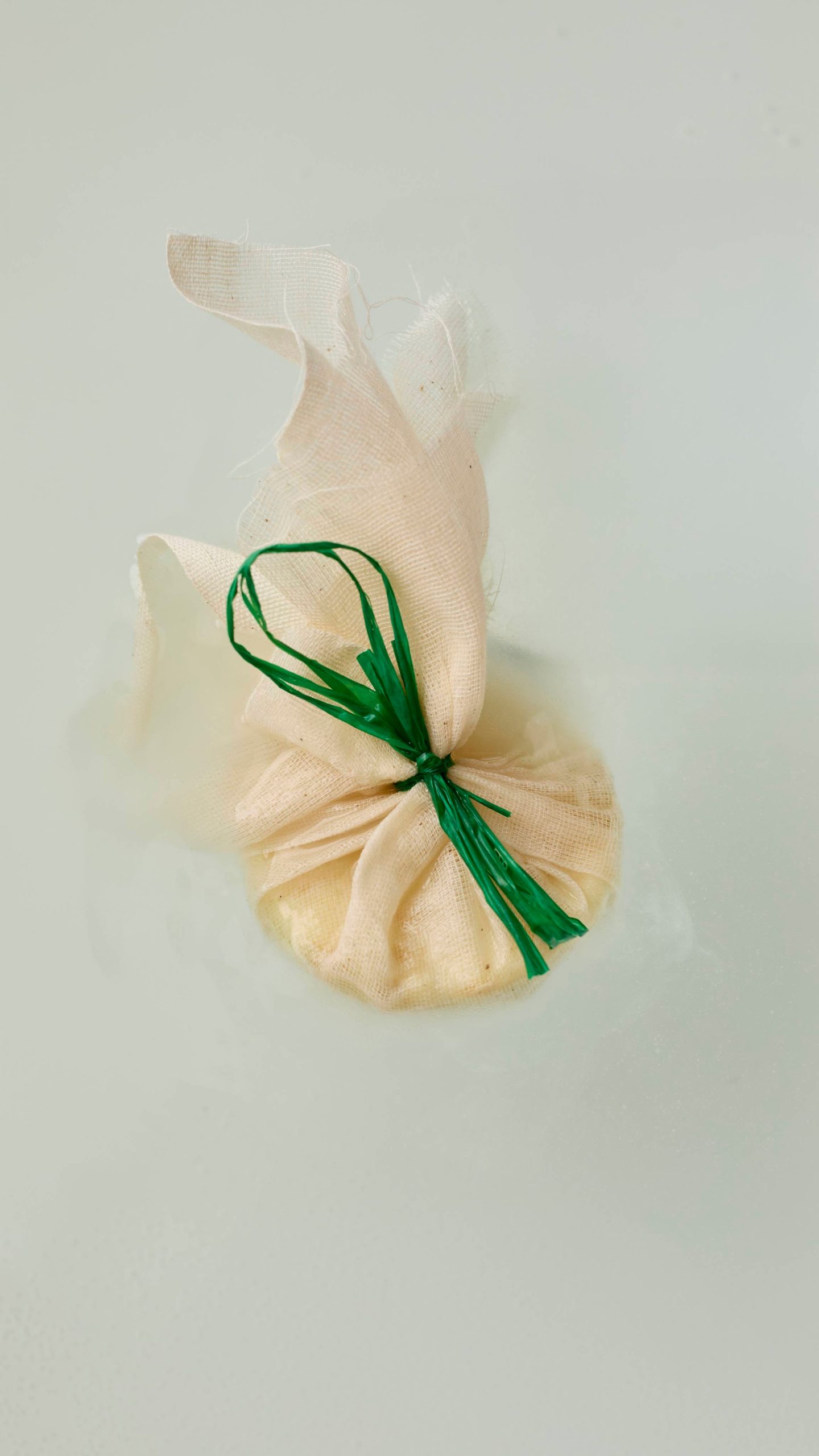 0B111A0E-2C3E-BFA3-BBA2-02A98B7F4818