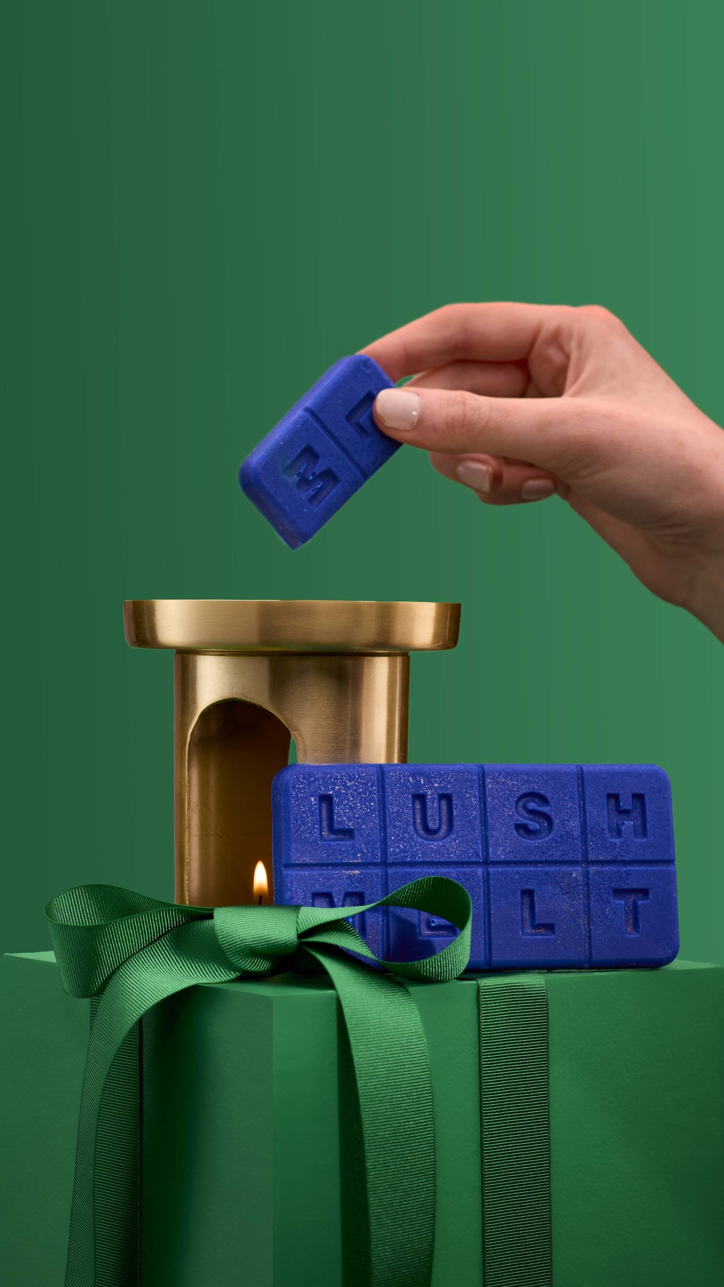 5686B9BF-2EAC-0170-B646-6B271C192965