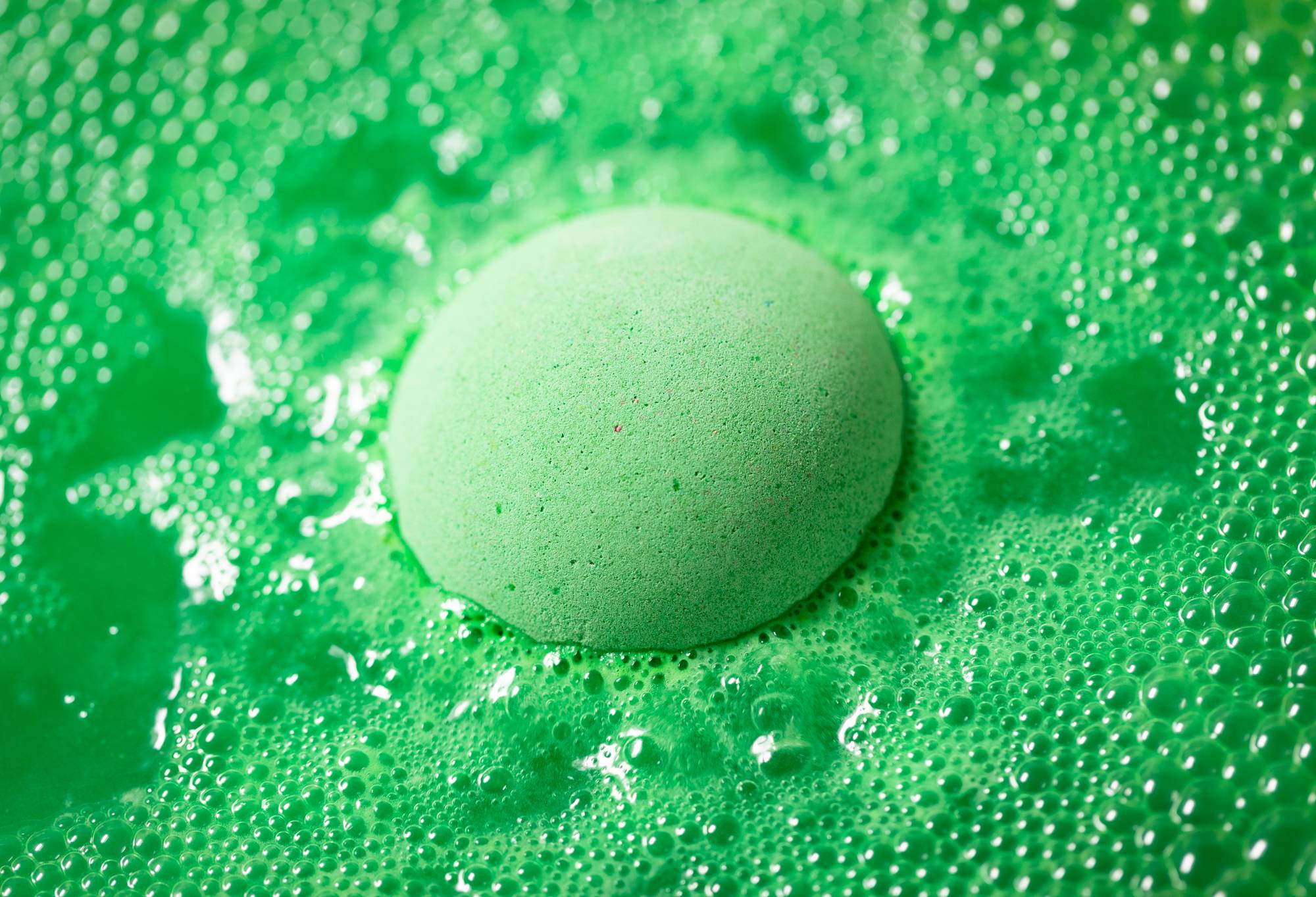 7C8EF060-8ECA-40CE-EB64-04698BE65393