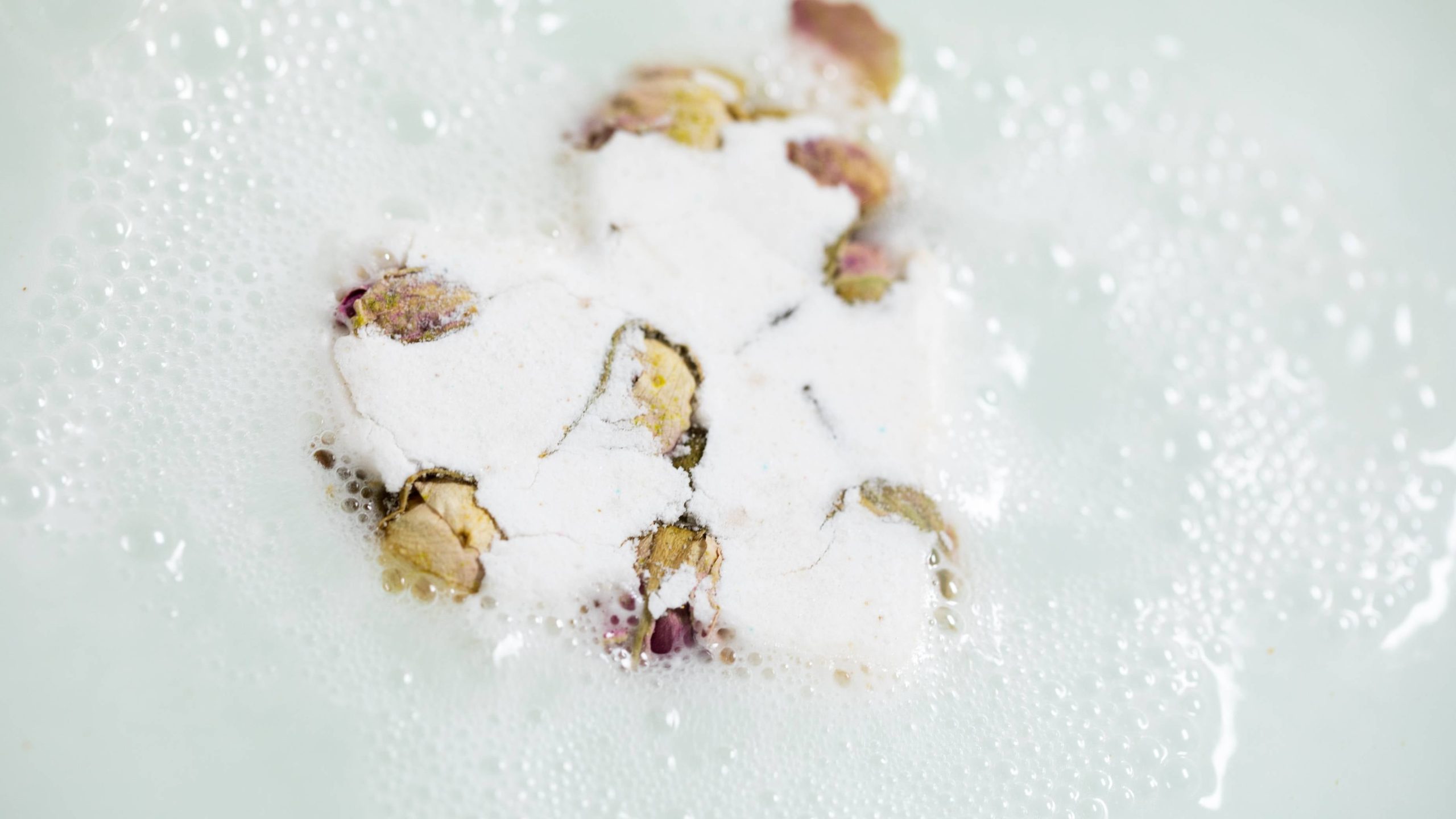 A1A39608-04D4-DF28-E5F8-1CABCD9429D6