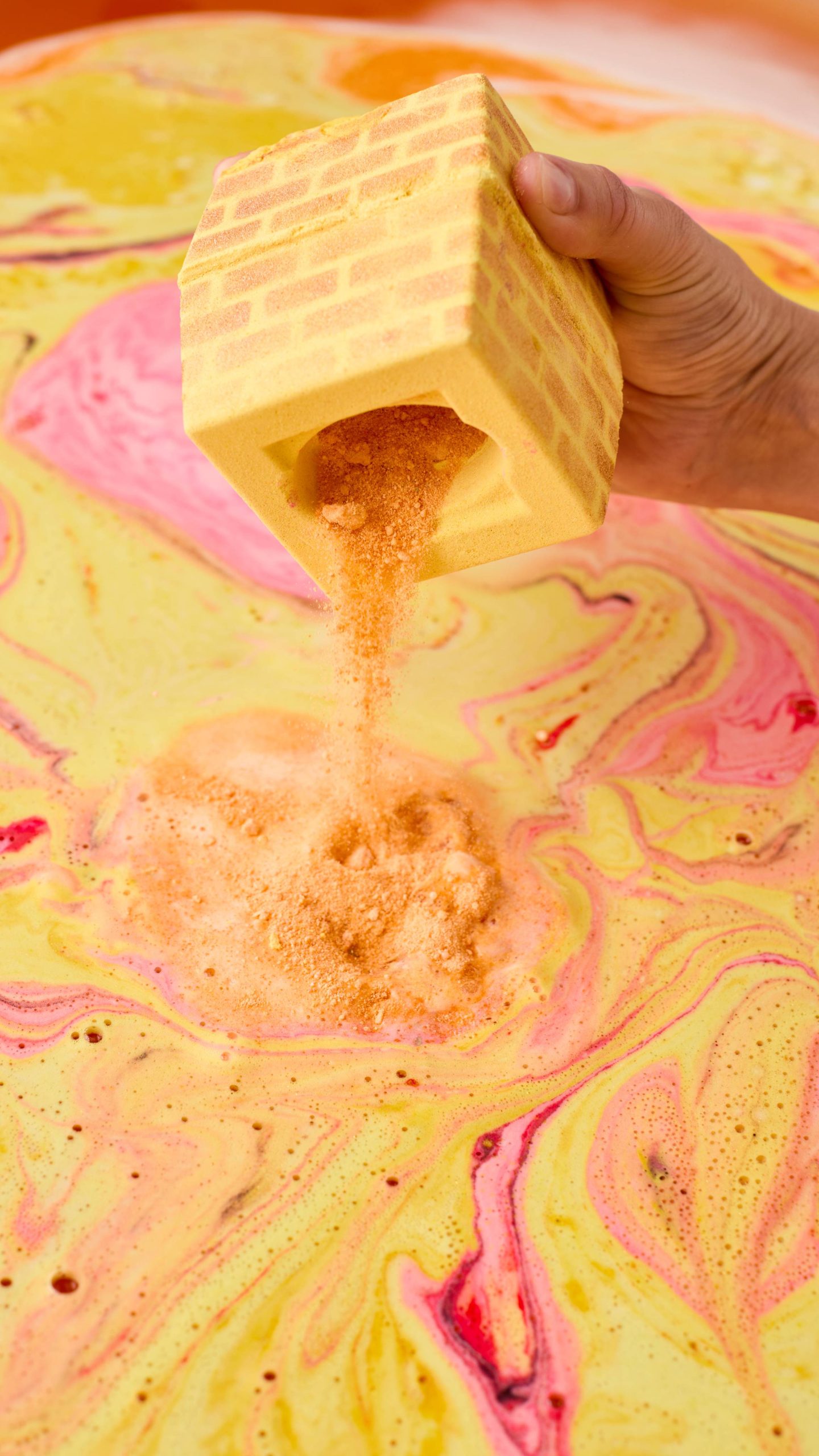 EE0AB265-A561-3E9B-E9F4-68D7900EFD88